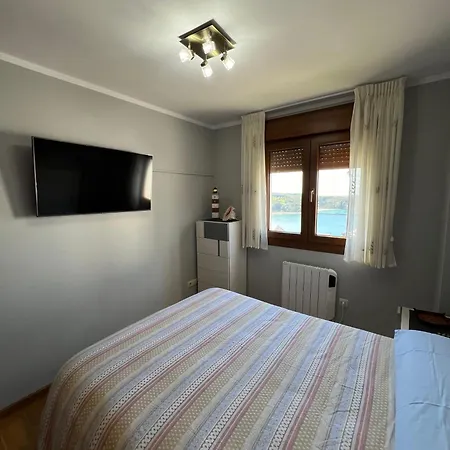 Luarcaplaya Plazas De Garaje Incluidas * لواركا